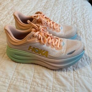 Hoka One One Bondi 9